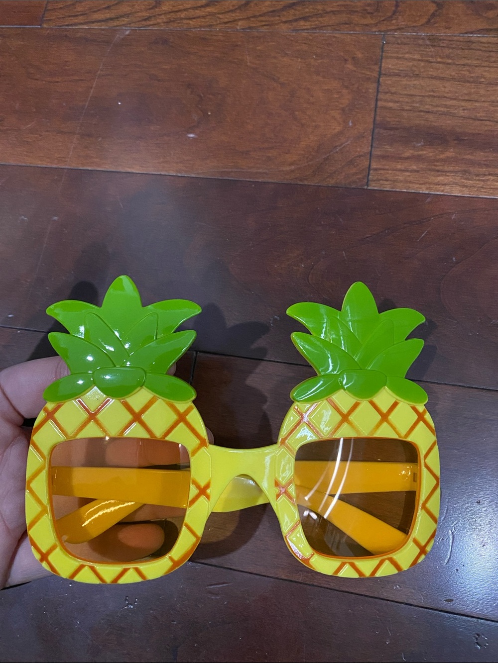 Pineapple Novelty Sunglasses - Yellow & Green